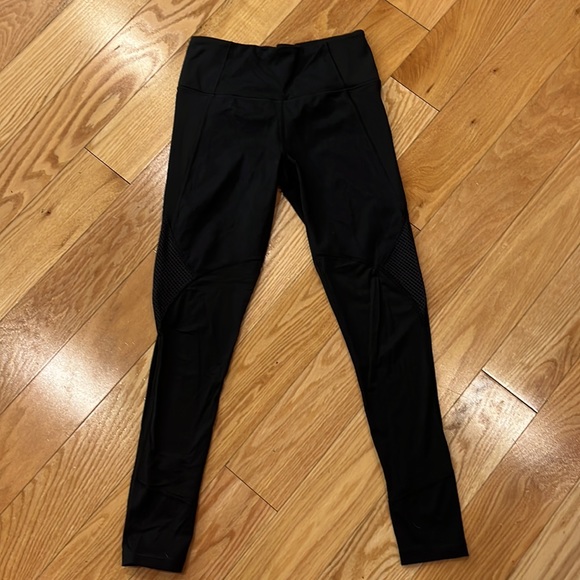 Victoria Secret VSX Knockout leggings - Picture 1 of 8